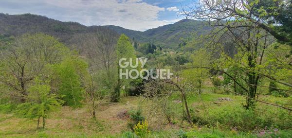 Terrain constructible de 1270m² à Antraigues sur Volane