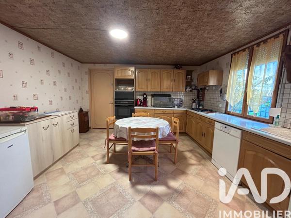 Maison à vendre 4 pièces 119 m² Saint-Quentin