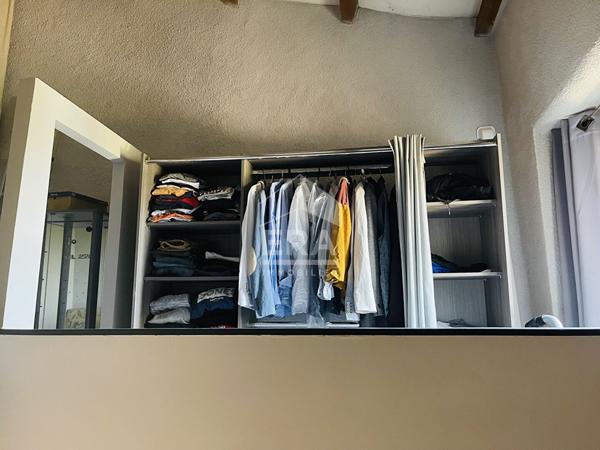 Maison en pierre avec vue panoramique - un cadre unique