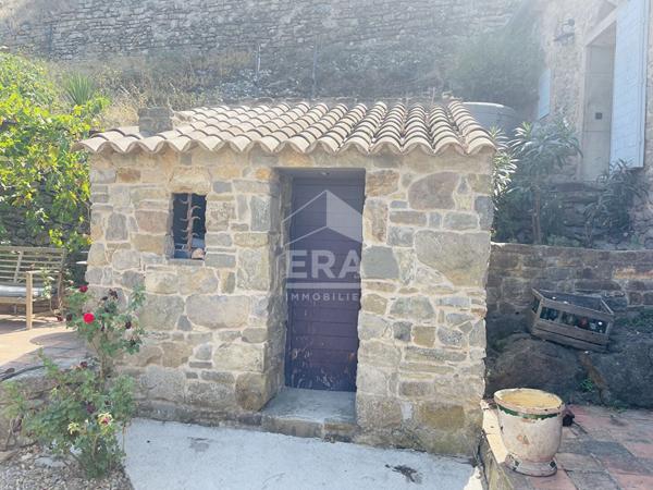 Maison en pierre avec vue panoramique - un cadre unique