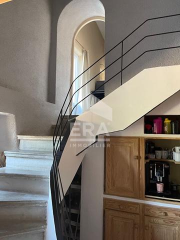 Maison en pierre avec vue panoramique - un cadre unique