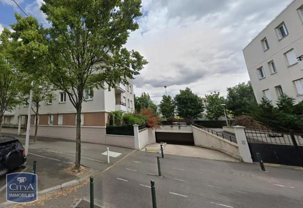 Parking à louer Nanterre (92000)