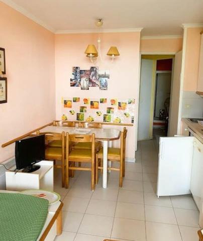 APPARTEMENT 2 PIECES CANNES CROIX DES GARDES