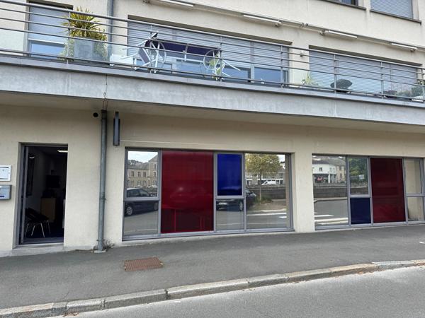 A VENDRE MAYENNE BUREAUX , Mayenne A VENDRE MAYENNE BUREAUX , Mayenne