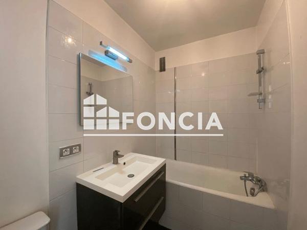 Location Studio 27.79 m² - 42-44 RUE DES GALLARDONS Le Plessis Robinson 92350