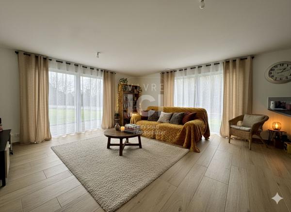 MAISON SAINT JULIEN DE CONCELLES 3 CHAMBRES ET 1 BUREAU