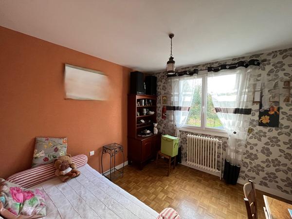 MAISON SAINT JULIEN DE CONCELLES 3 CHAMBRES ET 1 BUREAU