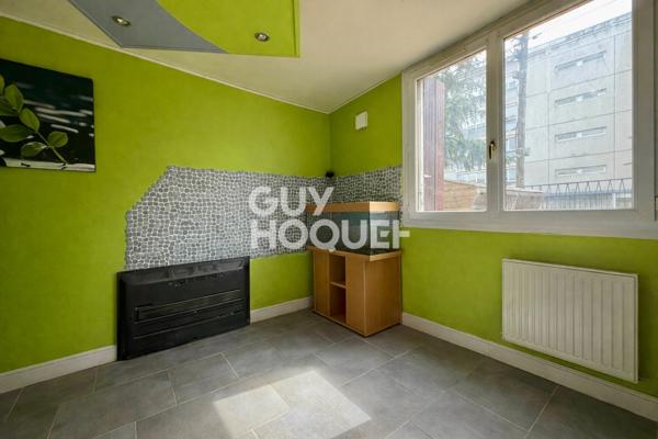 À vendre Maison Reims avec garage et jardin.