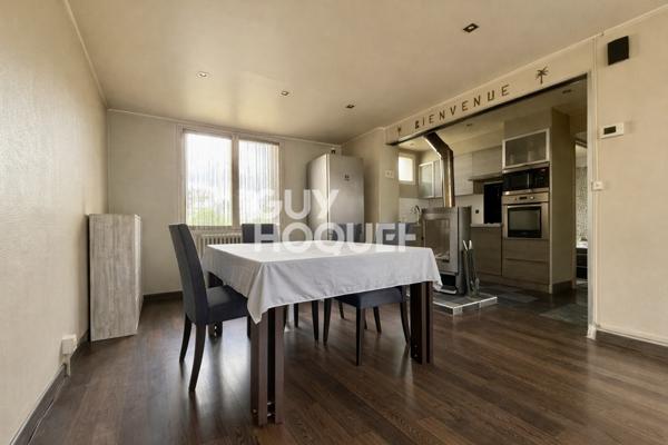 À vendre Maison Reims avec garage et jardin.