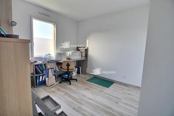 Maison Coulon 5 pièce(s) 124.93 m2, plain pied de 2024.