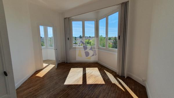 Vente appartement Angouleme (16000), 123.00m² avec 5 pièce(s) dont 3 chambre(s). Agence Allard Brimeaud
