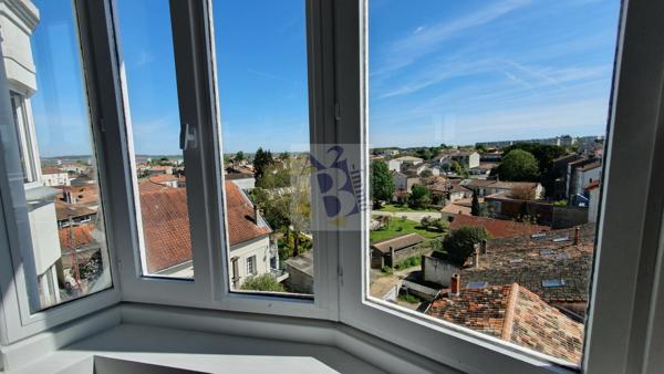 Vente appartement Angouleme (16000), 123.00m² avec 5 pièce(s) dont 3 chambre(s). Agence Allard Brimeaud