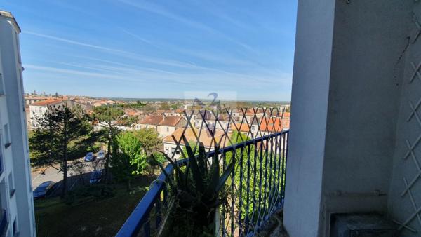 Vente appartement Angouleme (16000), 123.00m² avec 5 pièce(s) dont 3 chambre(s). Agence Allard Brimeaud