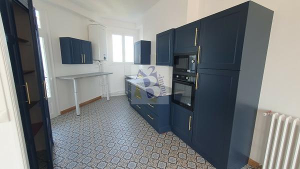 Vente appartement Angouleme (16000), 123.00m² avec 5 pièce(s) dont 3 chambre(s). Agence Allard Brimeaud