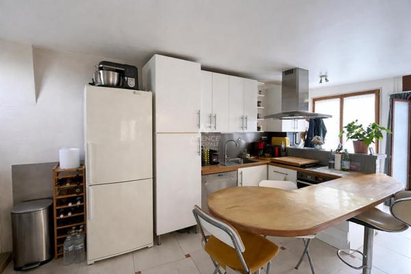 Maison 4 pièces Triel Sur Seine 90 m2 €284 000 ** - Référence 1739