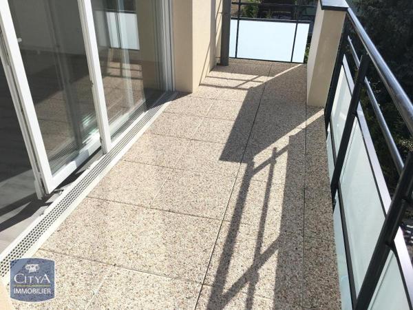 Appartement à louer 2 pièces 54.77m²