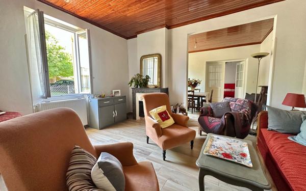 Maison à vendre    5 pièces •  Langon