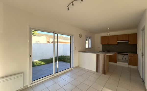 Maison à louer    4 pièces •  Étaules