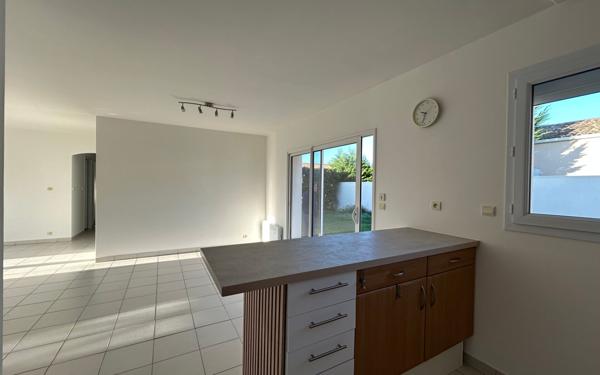 Maison à louer    4 pièces •  Étaules