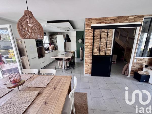 Maison 5 pièces de 89 m² à Plouguerneau (29880)