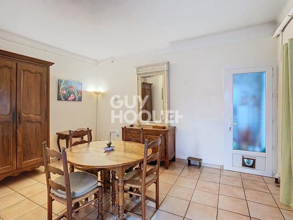 À vendre : Appartement 119 m² - 4 pièces à Carpentras - 2 Garages - Jardin