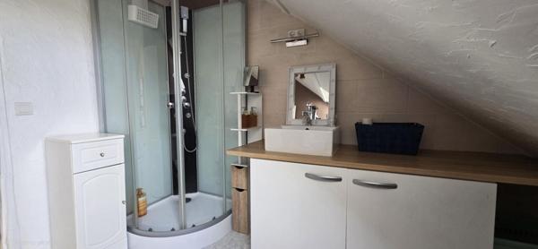 Maison familiale de 116 m²  habitable, offrant 4 chambres et un grand jardin