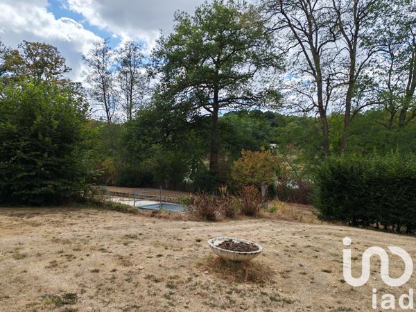 House for sale 10 rooms 235 m² Rochechouart