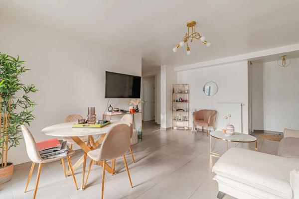 3 pièces avec balcon et double parking