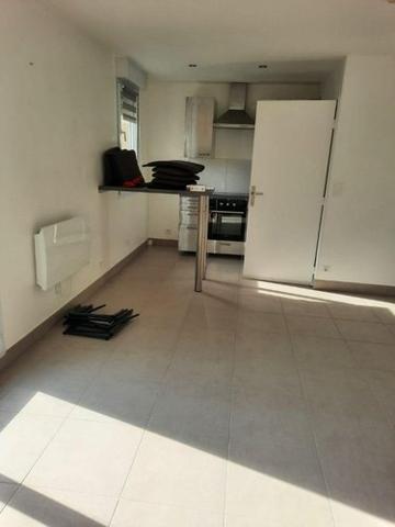 Appartement à louer à Mâcon en Saône-et-Loire (71000), ref : LC 508