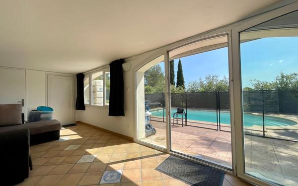 Maison à vendre    6 pièces •  Saint-Clément-de-Rivière