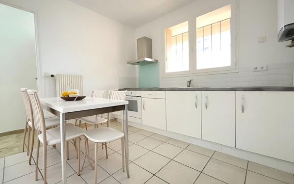 Appartement à vendre    2 pièces •  Nîmes