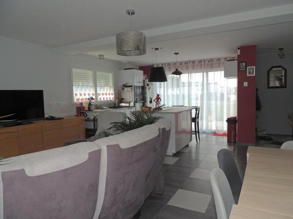 Maison à RIEC-SUR-BELON, 29340 - 4 pièces 94m²