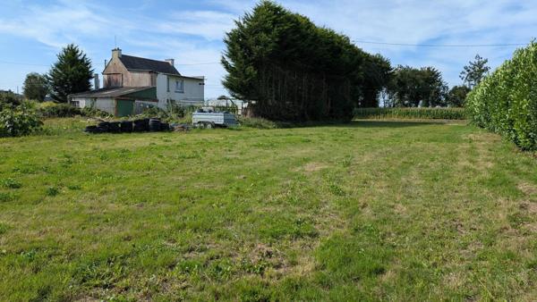 Maison rénovée - jardin et dépendances attenantes