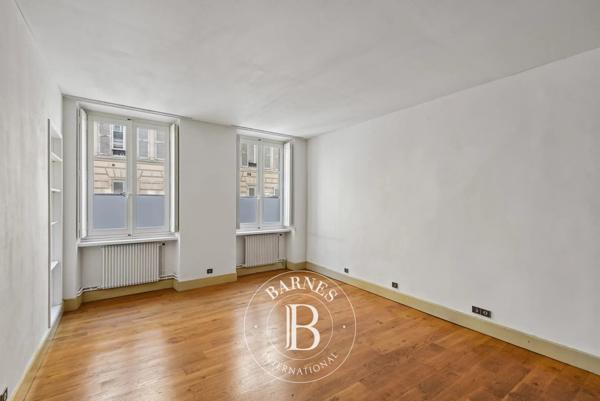 Paris 6ème, Appartement 2 Chambres -  75 m² à vendre