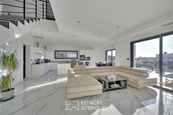 Villa contemporaine avec piscine collines Ouest