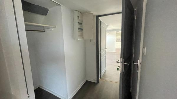 Appartement Saint Martin Le Beau 2 pièce(s) 49 m2