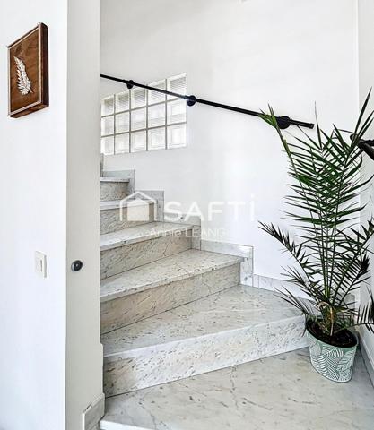 Maison de charme lumineuse sur trois niveaux, au calme à Drancy, avec terrasse, suite, garage et beaux volumes