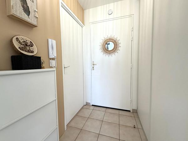 Appartement Carrieres Sous Poissy 1 pièce(s) 33 m2 130 000 € **  - Référence  9234