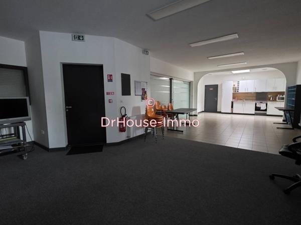 Bureau à vendre 10 pièces de 600 m²