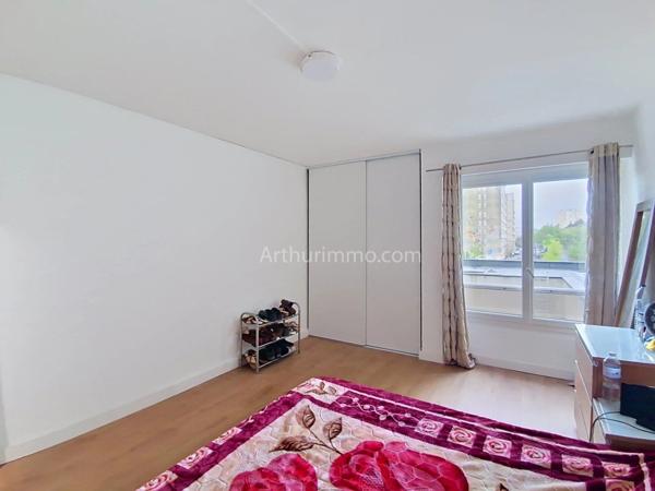 Vente                                                      Appartement
                        
                     4 pièces                      86 m2                     à Épinay-sous-Sénart