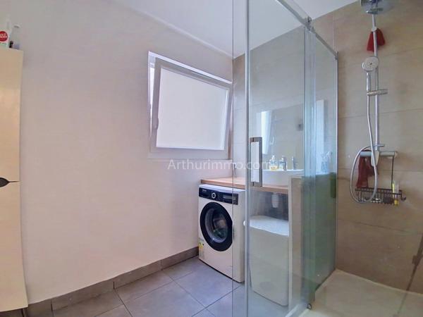 Vente                                                      Appartement
                        
                     4 pièces                      86 m2                     à Épinay-sous-Sénart