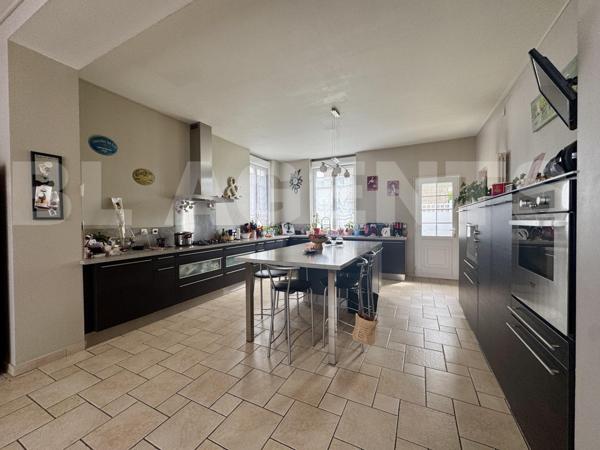 maison/villa 5 pièce(s) 192 m2