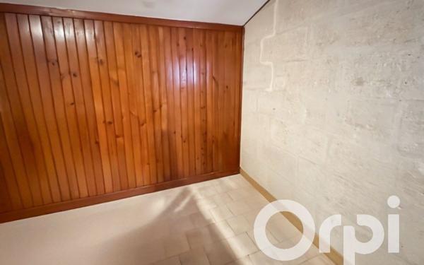 Maison à vendre    3 pièces • 74 m2 Beaucaire