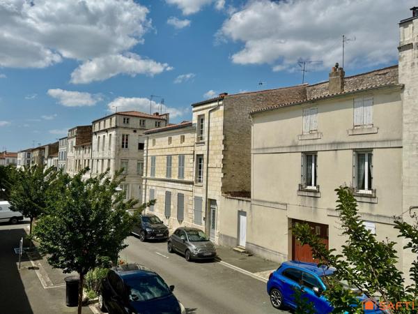 Maision 2 chambres voir 3 avec garage