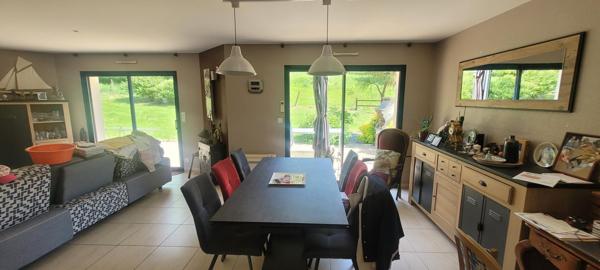 Dans la magnifique campagne de Locminé, maison de Maître d' oeuvre