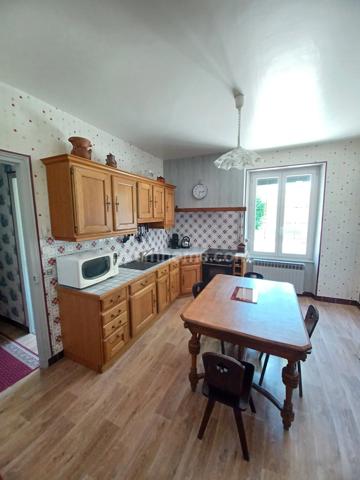 A VENDRE MAISON BOURGEOISE 4 CHAMBRES, JARDINS, GARAGE, SANS VIS A VIS!!