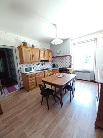 A VENDRE MAISON BOURGEOISE 4 CHAMBRES, JARDINS, GARAGE, SANS VIS A VIS!!