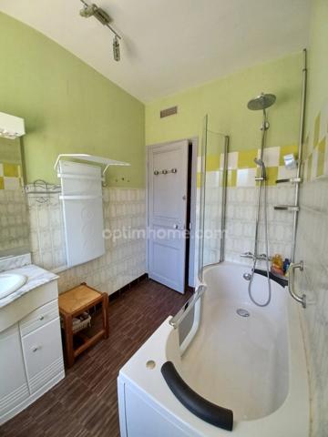 A VENDRE MAISON BOURGEOISE 4 CHAMBRES, JARDINS, GARAGE, SANS VIS A VIS!!