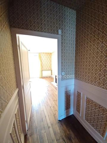 A VENDRE MAISON BOURGEOISE 4 CHAMBRES, JARDINS, GARAGE, SANS VIS A VIS!!