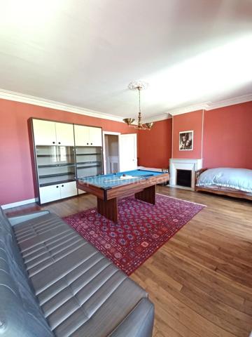 A VENDRE MAISON BOURGEOISE 4 CHAMBRES, JARDINS, GARAGE, SANS VIS A VIS!!